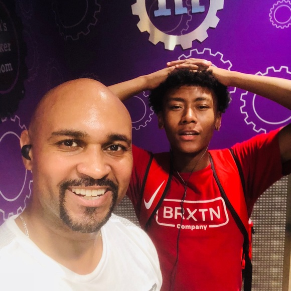 Meet your Posher, Travis - Picture 6 of 8